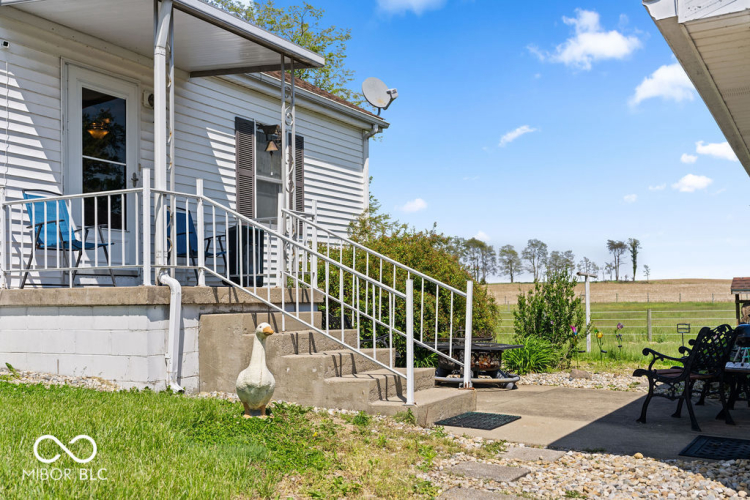 Listing Image 54