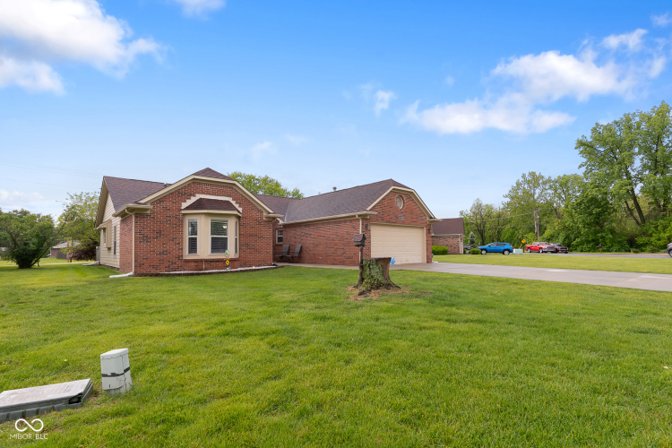 Listing Image 24