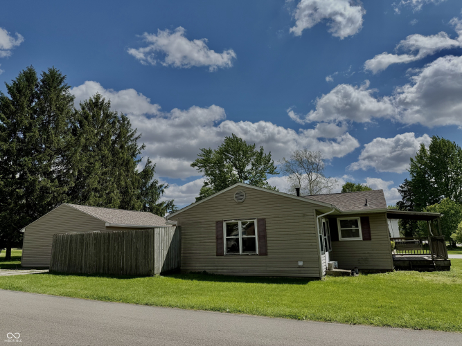 Listing Image 15