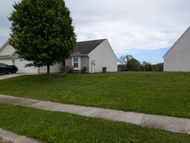 Listing Image 28