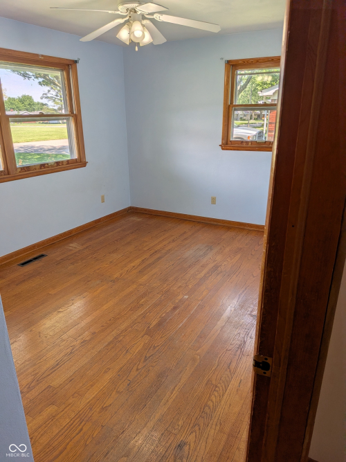 Listing Image 35