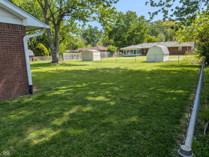 Listing Image 8
