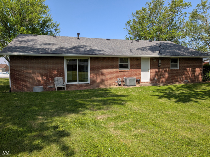 Listing Image 10