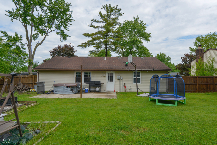 Listing Image 16