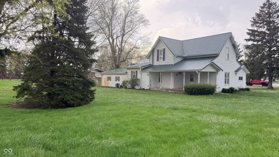 Listing Image 6