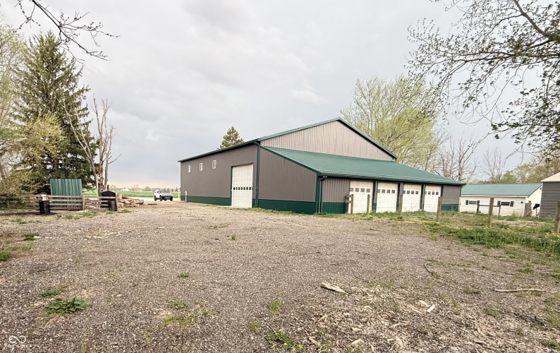 Listing Image 7