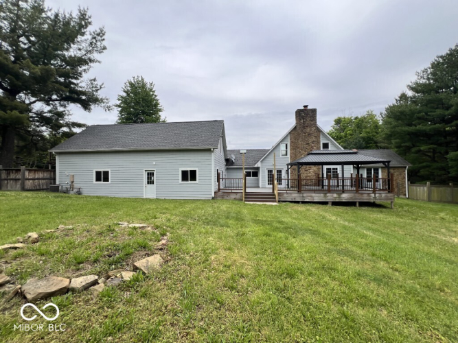 Listing Image 3