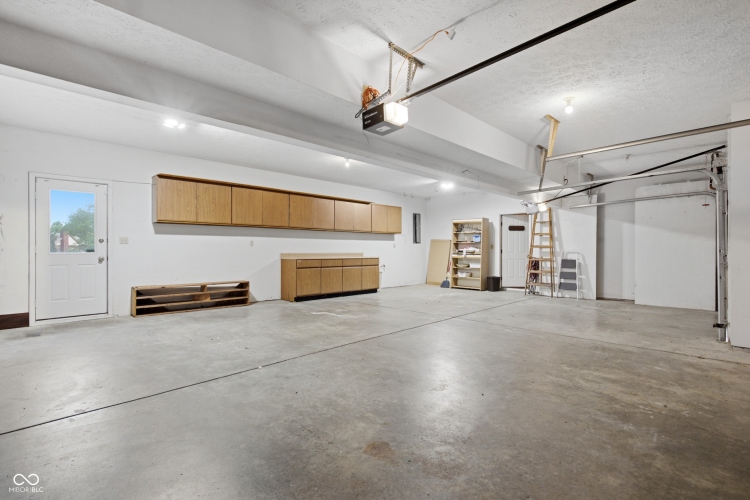 Listing Image 26