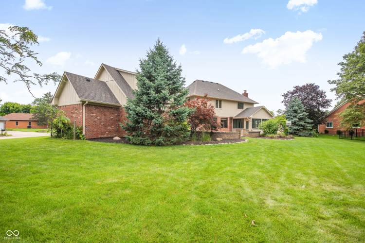 Listing Image 44