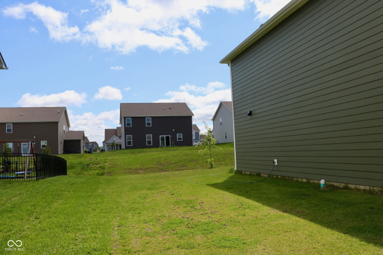 Listing Image 55