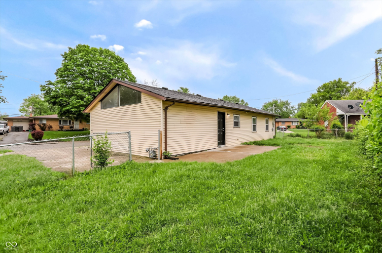 Listing Image 58