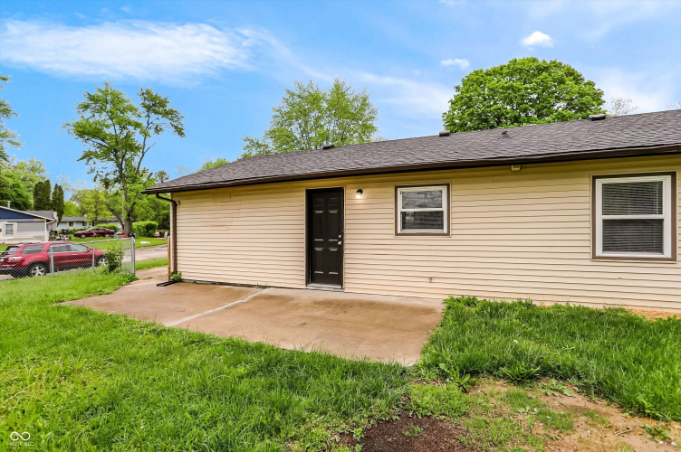 Listing Image 59