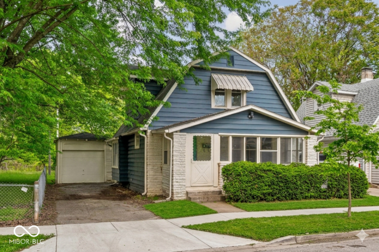 Listing Image 2