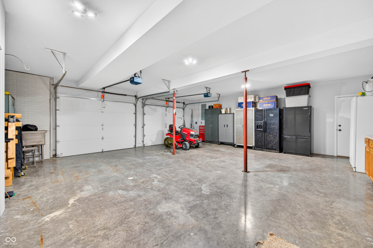 Listing Image 57