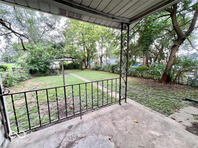 Listing Image 11