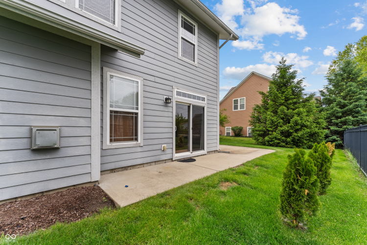 Listing Image 5