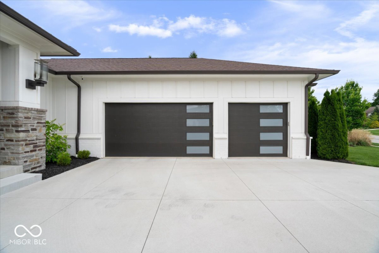Listing Image 86