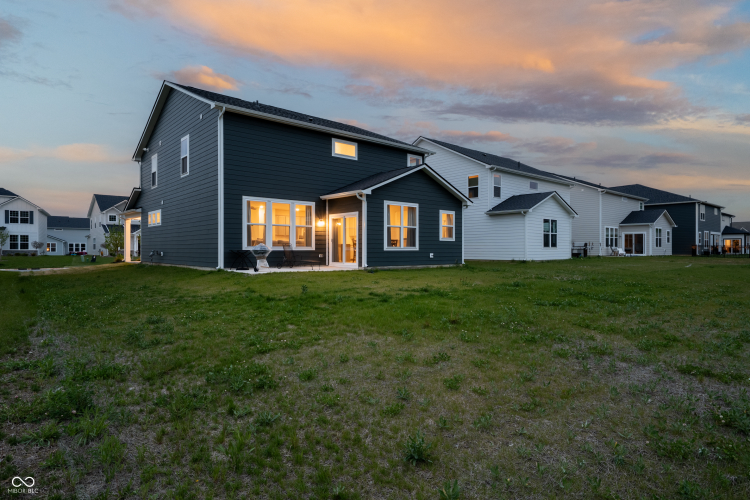 Listing Image 27