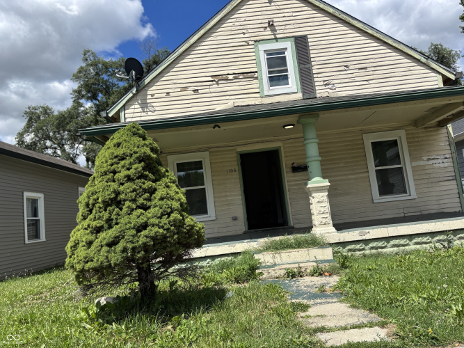 Listing Image 3