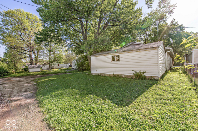 Listing Image 27
