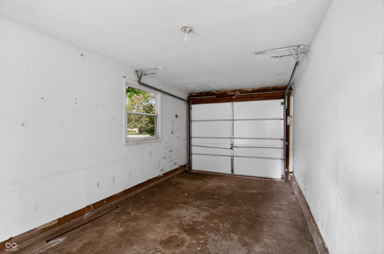 Listing Image 26