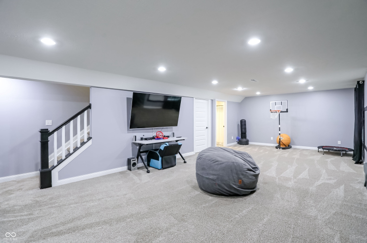 Listing Image 80