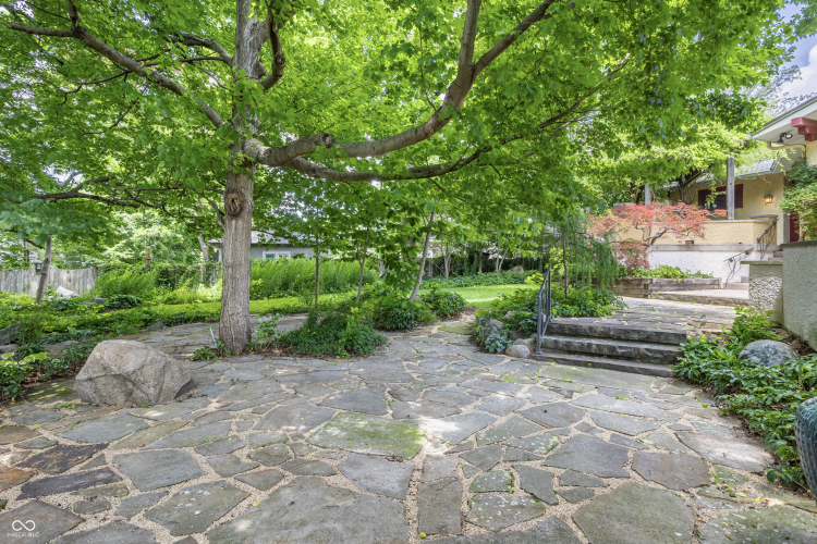 Listing Image 44
