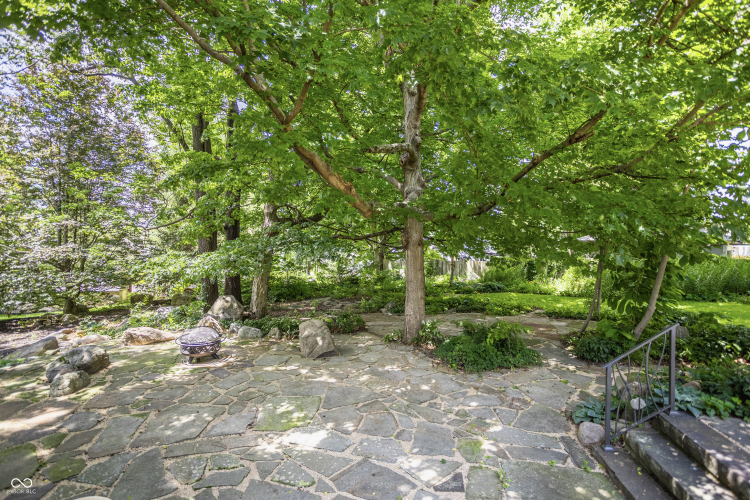 Listing Image 48