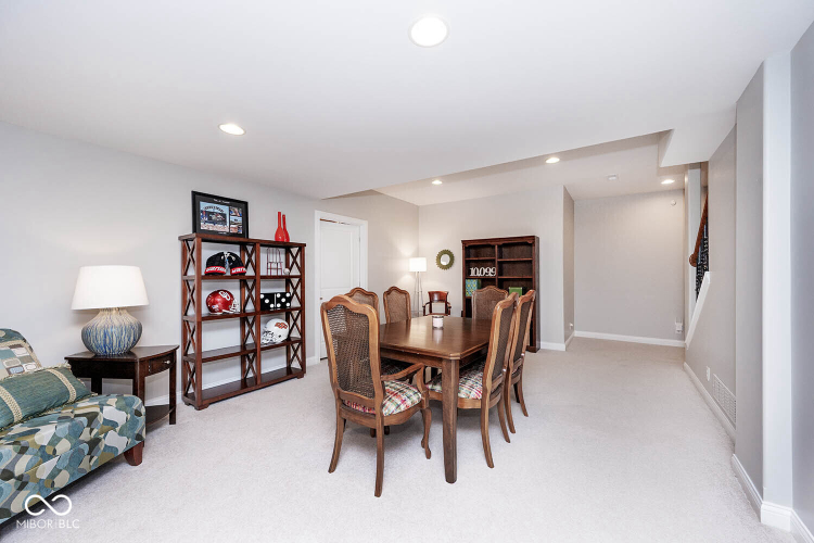 Listing Image 59