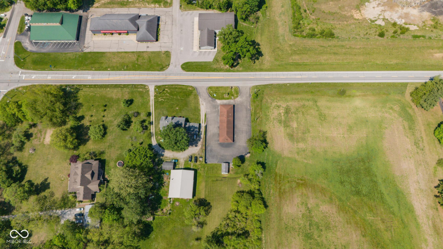 Listing Image 10