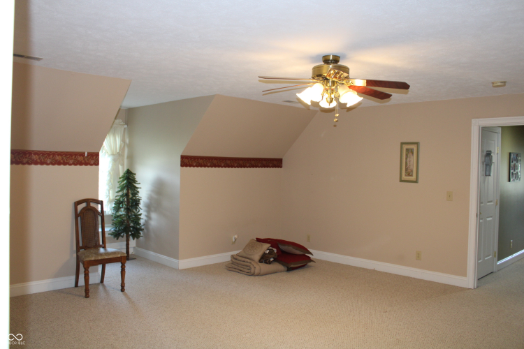 Listing Image 27