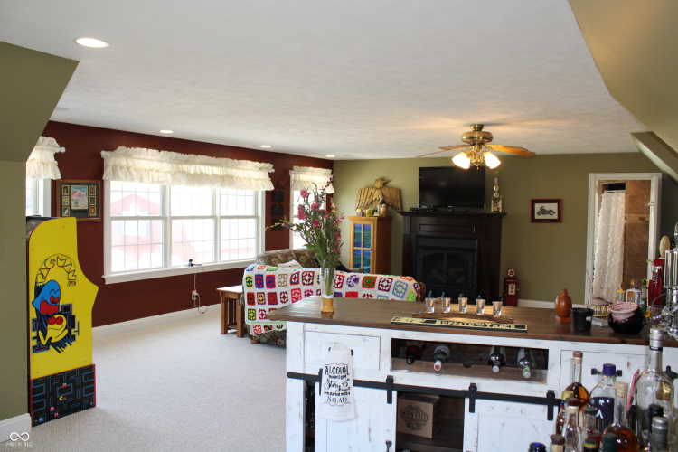 Listing Image 30