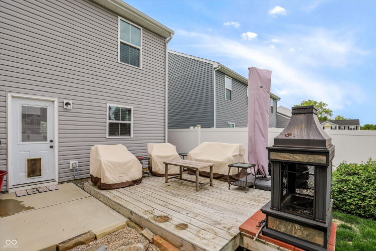 Listing Image 44