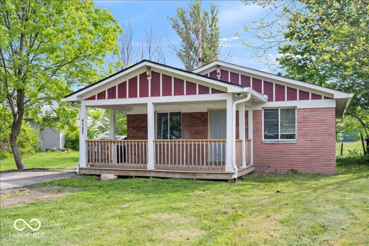 Listing Image 3