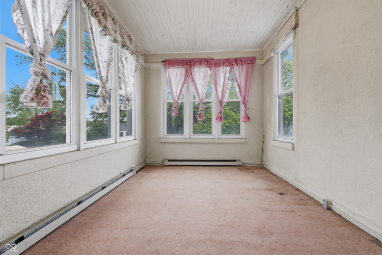 Listing Image 60