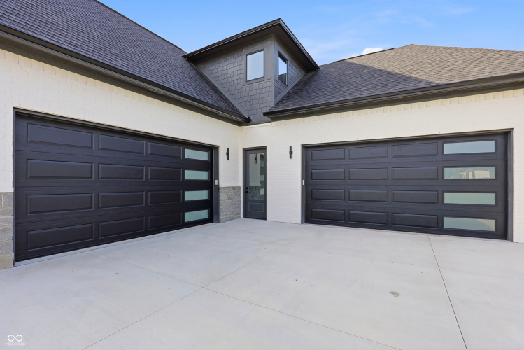 Listing Image 113