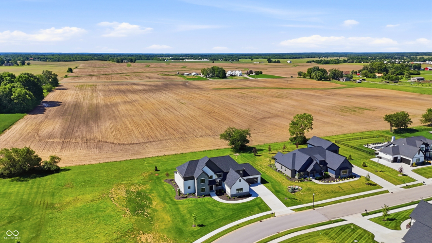 Listing Image 114