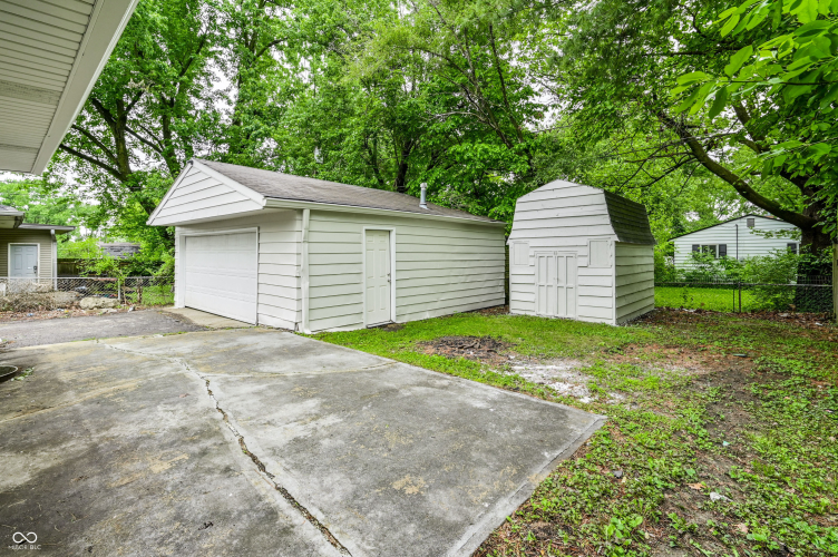 Listing Image 21