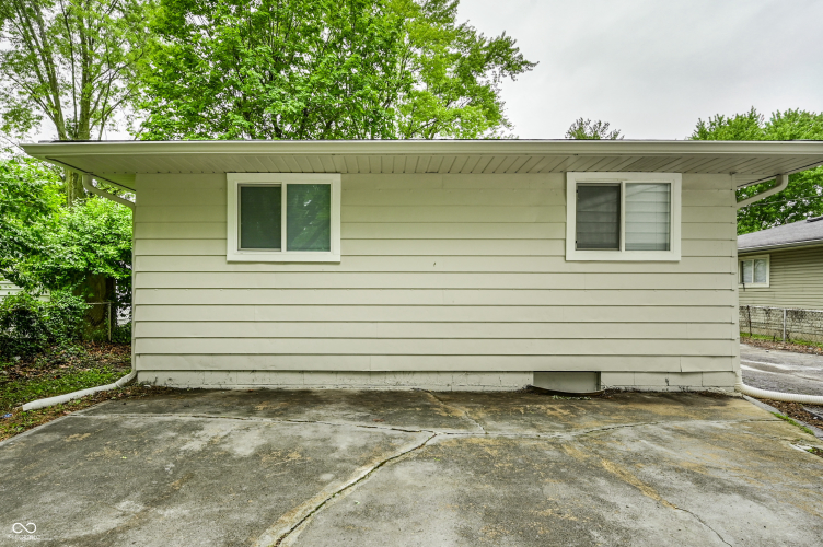 Listing Image 25