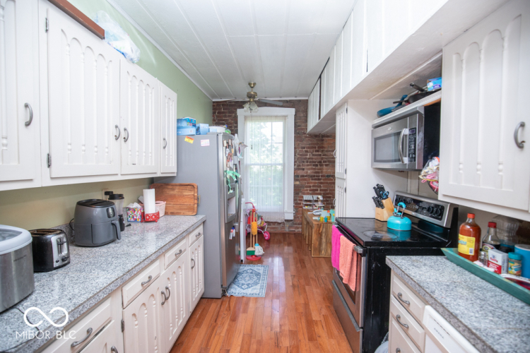 Listing Image 15
