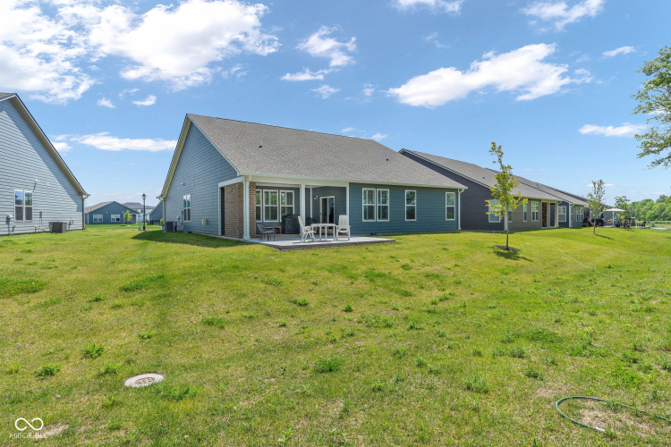Listing Image 42