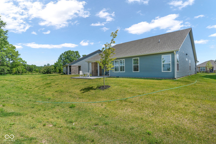 Listing Image 44