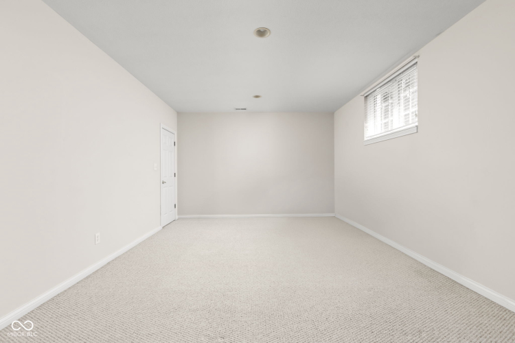 Listing Image 27