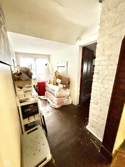 Listing Image 17