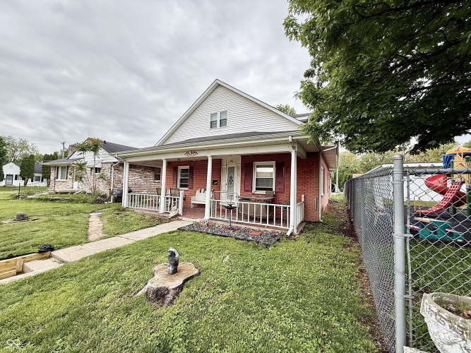 Listing Image 3