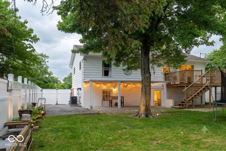 Listing Image 64