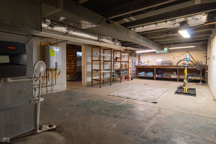 Listing Image 41