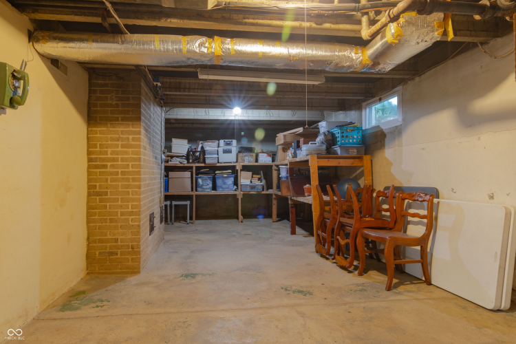 Listing Image 42