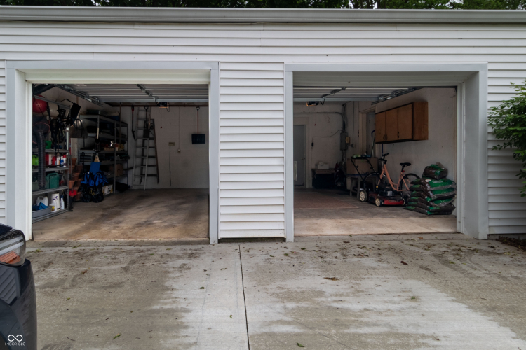 Listing Image 44