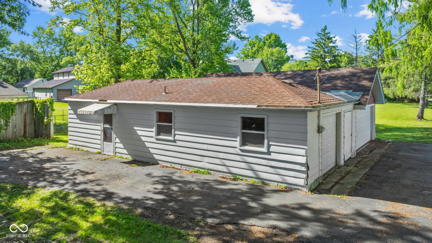 Listing Image 35